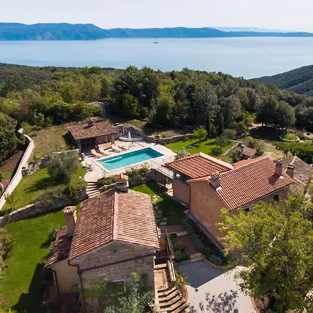 Malini Villa *